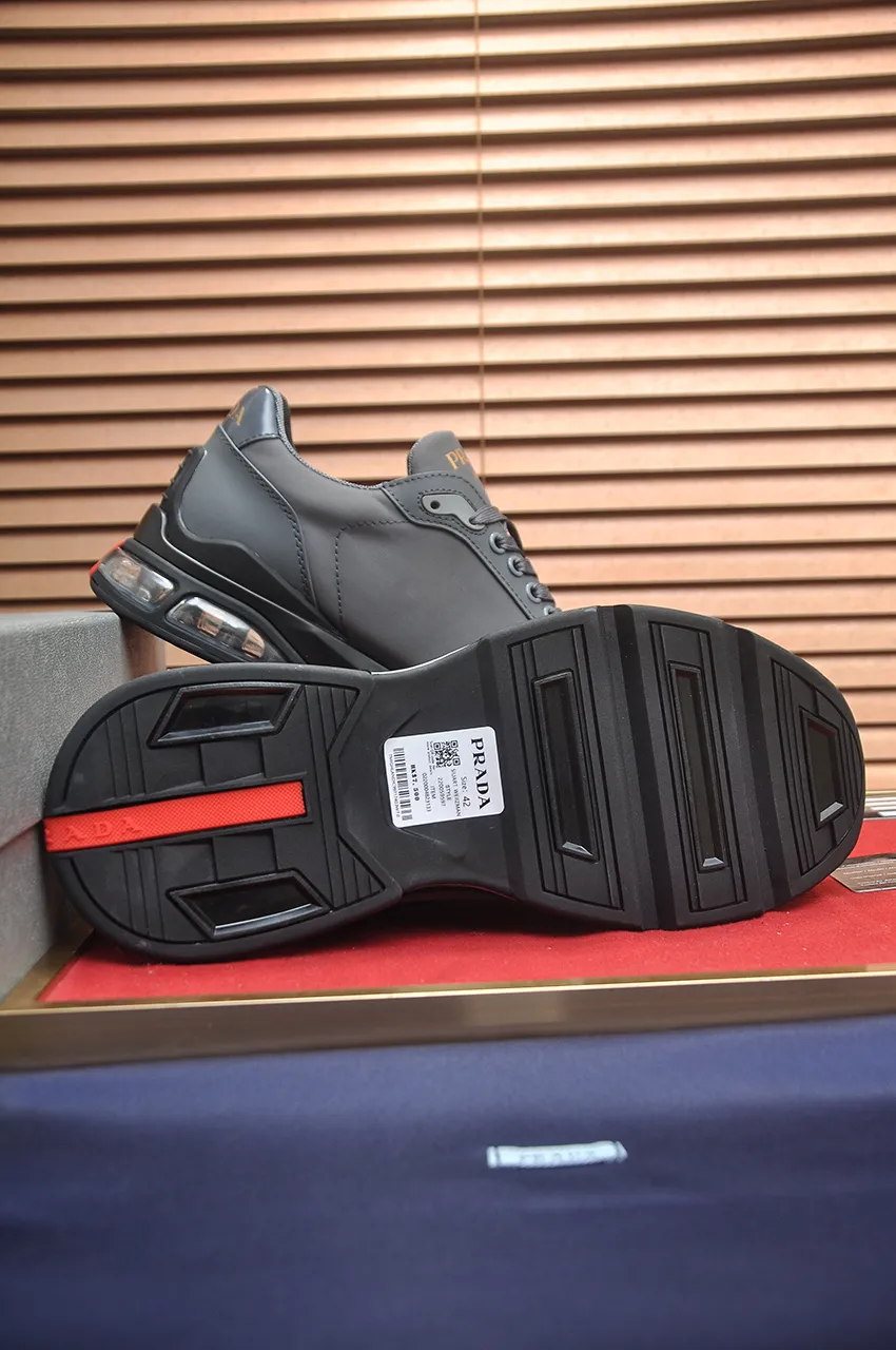 Men's shoes 💰680💶 [PRADA] Top-quality original items, new seasonal styles, high-quality original items, top-quality imported calfskin and original imported glue, imported cowhide lining with original cowhide feet, original outsole! Quality guaranteed! Code 38-45 (45 customized)